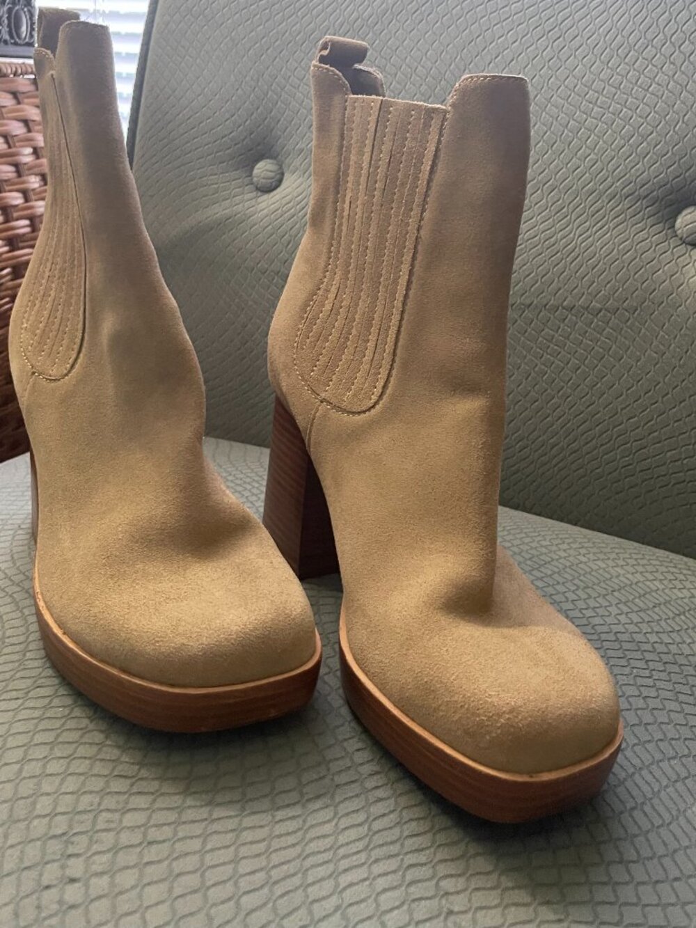 Ankle booties